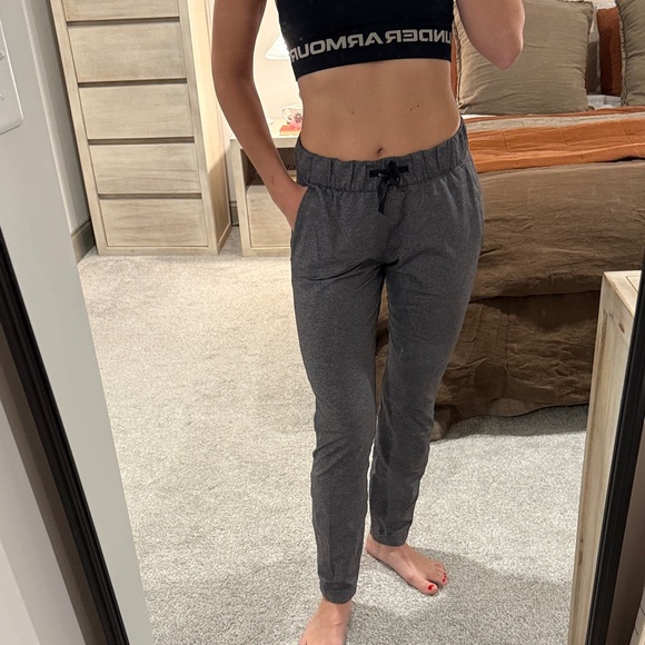 lululemon athletica Pants - Lululemon Heather gray jogger with black accents